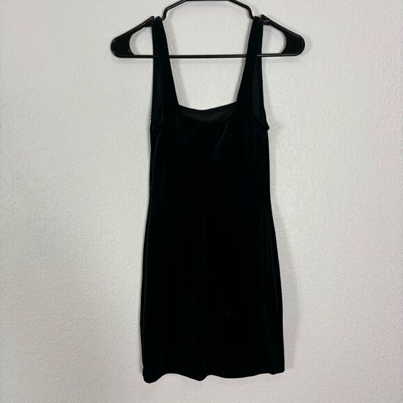 Urban Outfitters Black Velour Square Neckline Mini Dress - Picture 2 of 6